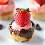 Valentines-Day-Chocolate-Strawberry-Mini-Cheesecakes-Recipe