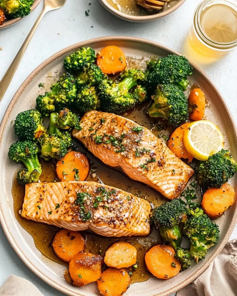Honey-Garlic-Sheet-Pan-Salmon-with-Broccoli-Carrots-Recipe