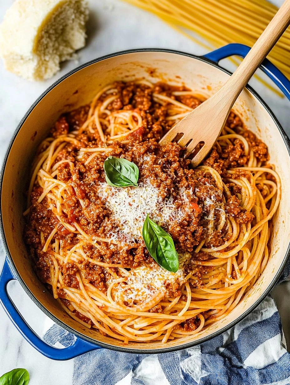 Spaghetti Bolognese | Classic Meat Sauce Pasta Dinner